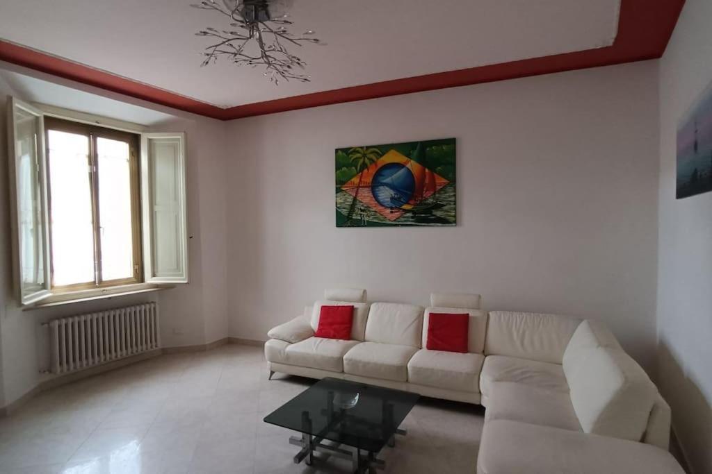 Casa Giafer Apt Luminoso Spazioso Ben Localizzato フィレンツェ エクステリア 写真