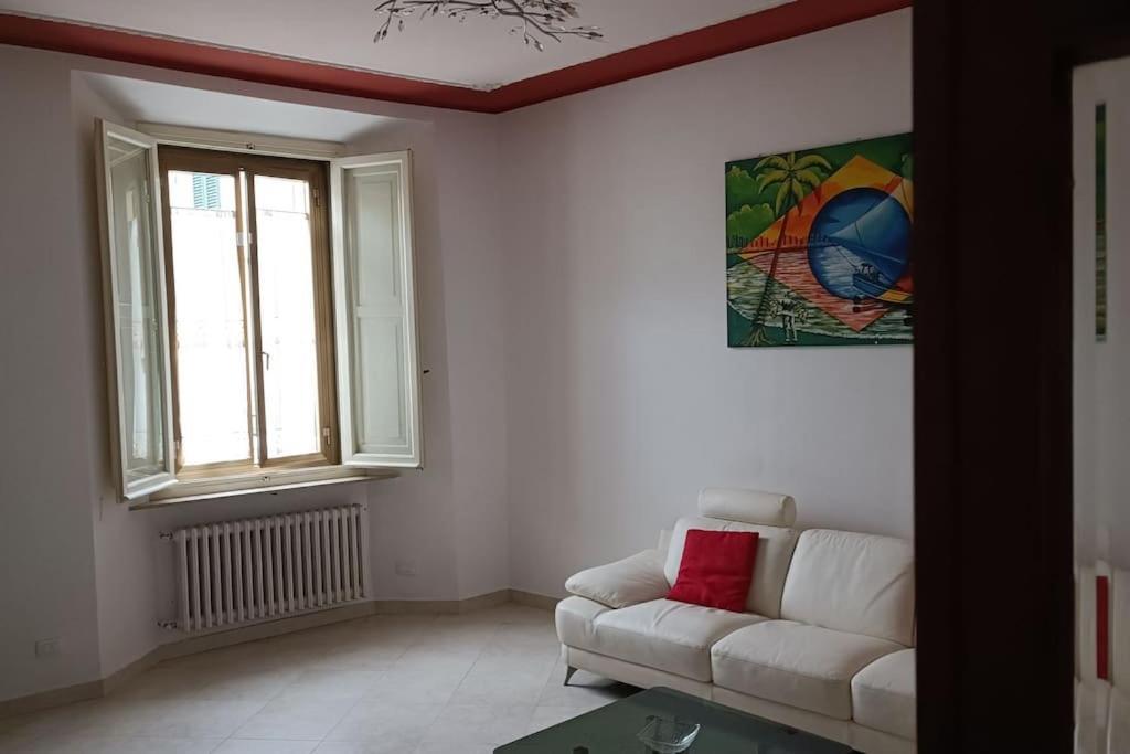 Casa Giafer Apt Luminoso Spazioso Ben Localizzato フィレンツェ エクステリア 写真